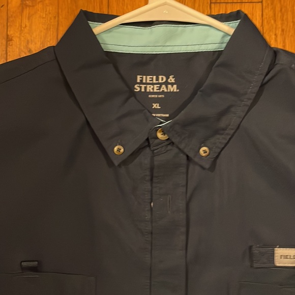 Field and stream light weight summer shirt navy blue - Picture 3 of 4